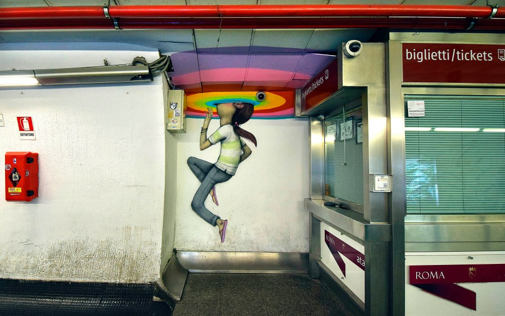 08/05/2014 Roma. Stazione Spagna della Metro A. Opere di sei street artist francesi realizzate a titolo gratuito per riqualificare uno spazio urbano di grande transito. Murale di Seth