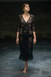 Chiara Is pizzo nero